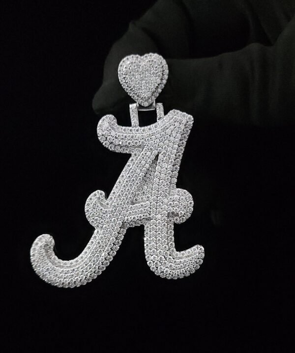 Iced Out Initial Letter Pendant Made In 10/14/18 KT Gold Studded With Shinny Moissanite Diamond For The Birthday Gift Unisex Pendant