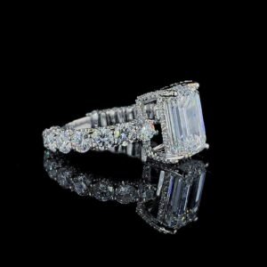 Beautiful Emerald & Round Diamonds Ring Made In 18/14/10 KT Gold Embellished With Certified Lab Diamond For The Wedding And Anniversary Gift