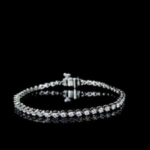 Luxury Round Lab Diamond Bracelet Made In 18 / 14 / 10 KT Gold Embellished With Certified Diamonds For The Birthday And Anniversary Gift